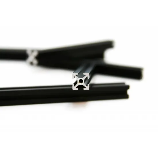 Profilé taraudé MakerBeam 1500mm - noir (x1)