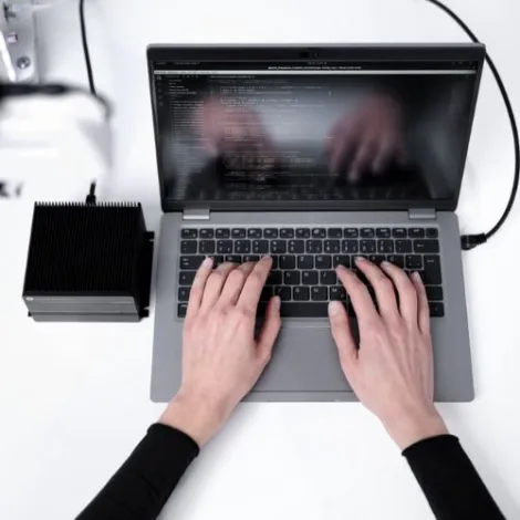 Franka AI Companion (cable included)